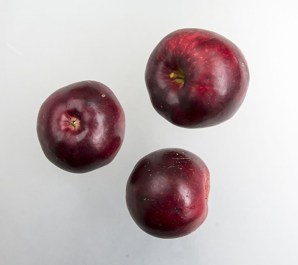 Apple varieties A- C